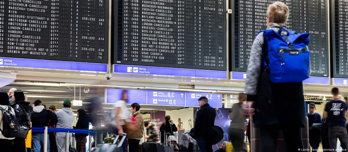 German airports reach agreement to end strike action