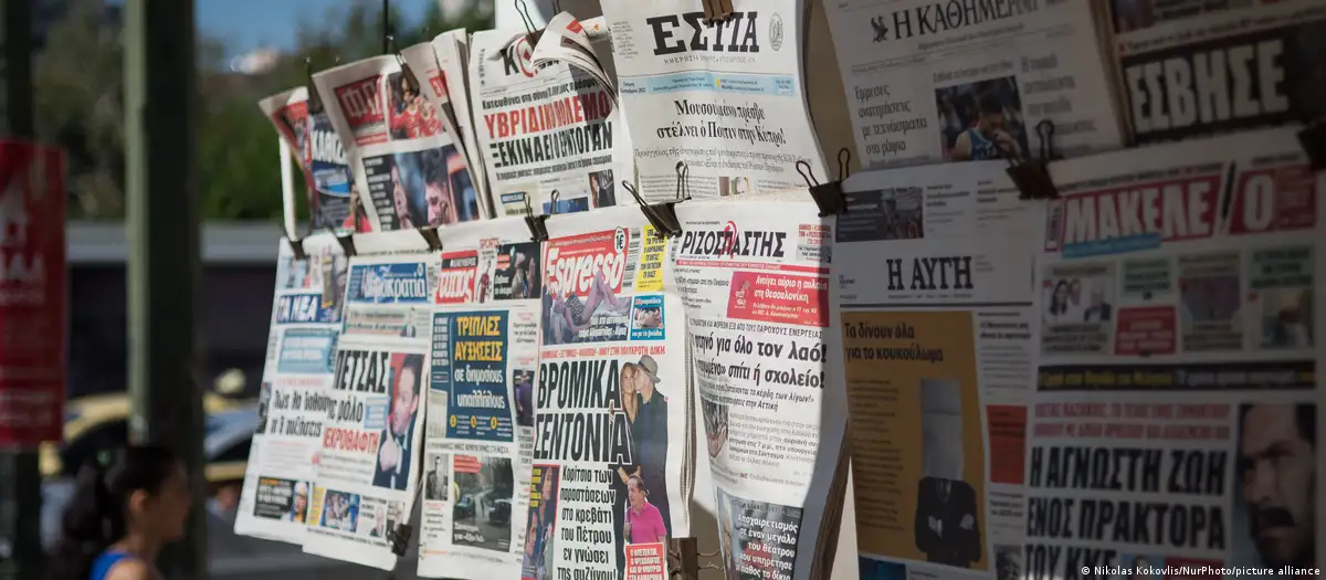 Greek journalists launch 24-hour strike over low wages