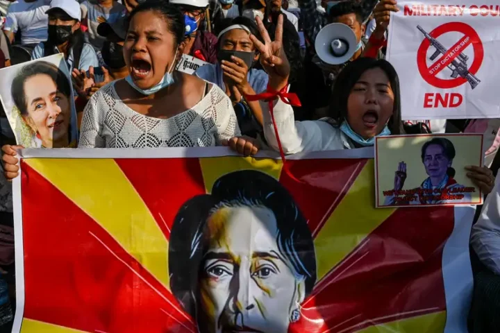 Myanmar: Aung San Suu Kyi moved from prison amid heat wave