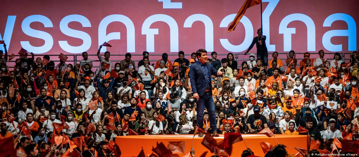 Thailand: Top court to hear case to dissolve reformist party