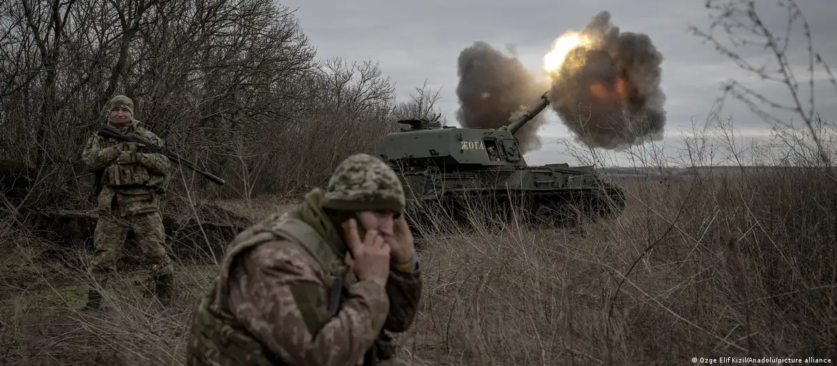Ukraine: NATO ministers debate €100 billion military fund