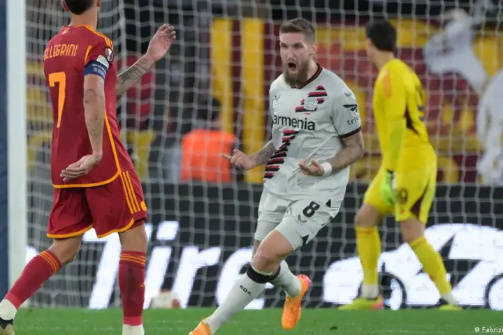 Europa League: Bayer Leverkusen beat Roma 2-0 in Italy