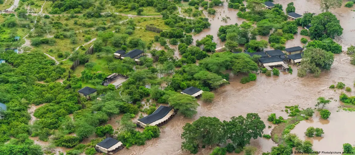 Kenyan floods leave tourists stranded at iconic Maasai Mara