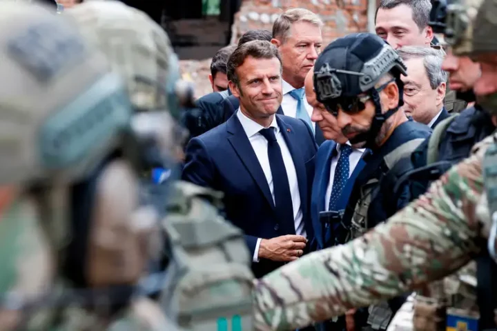 Ukraine updates: Russia warns France against sending troops