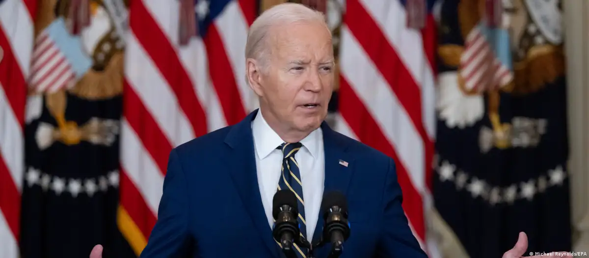Biden signs order to limit migrants crossing Mexico border