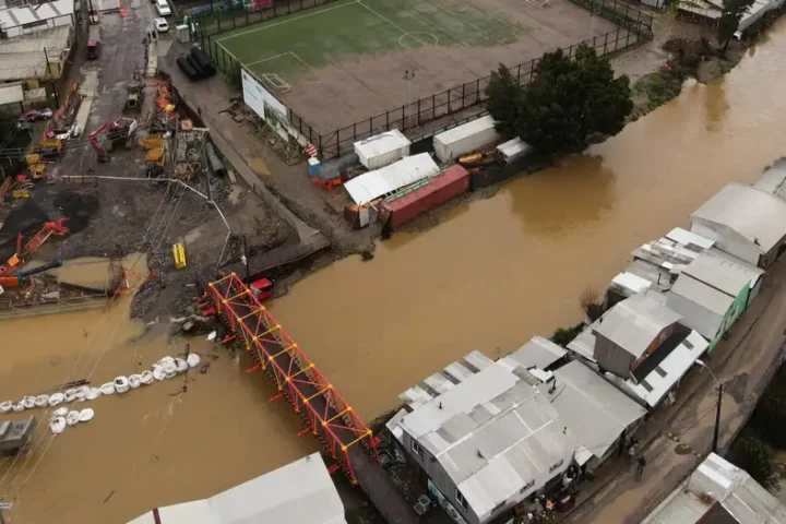 Chile hit by heavy rains, state of 'catastrophe' declared