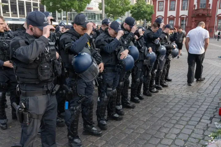 German police officer injured in Mannheim knife attack dies