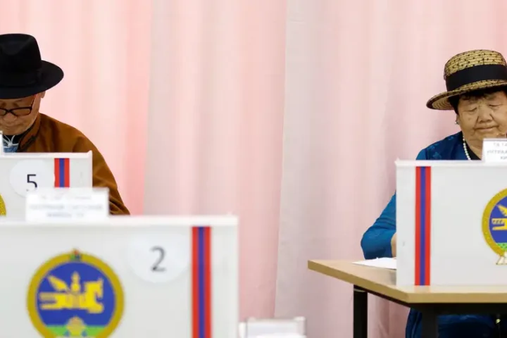 Mongolia goes to polls amid growing voter resentment