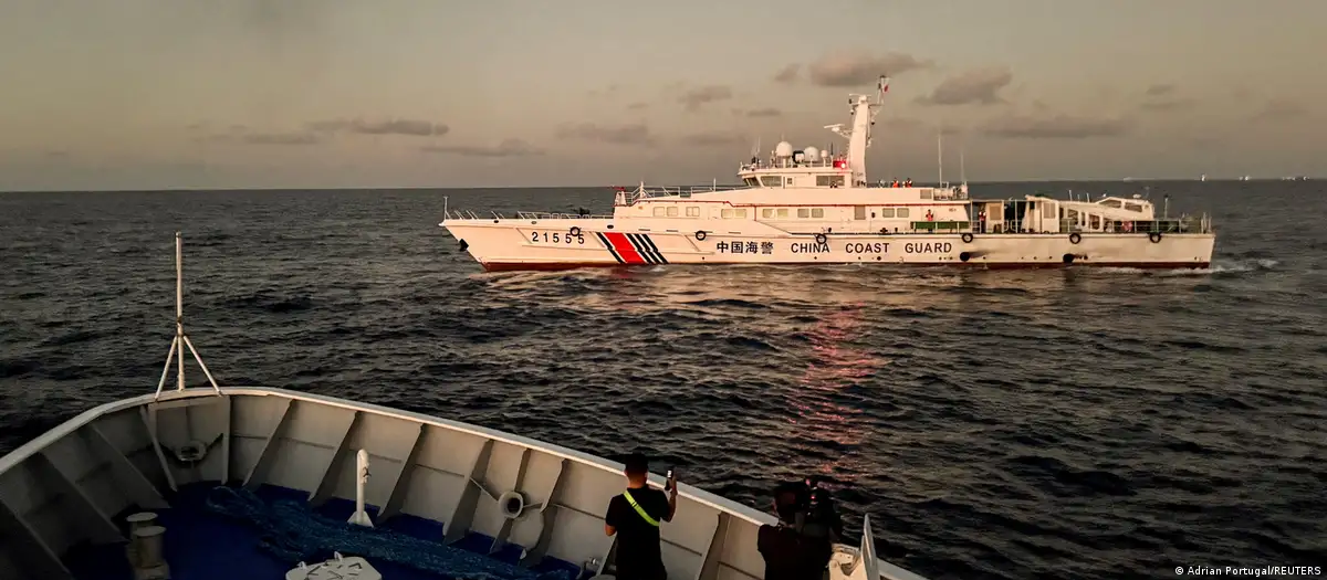 Philippine, Chinese ships collide in South China Sea