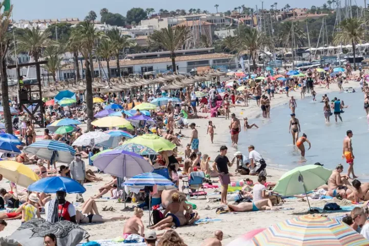 Barcelona to up tourist tax as Mallorca seeks visitor cap