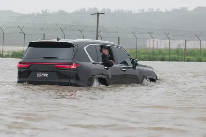 North Korea's Kim Jong Un oversees flood rescue operation