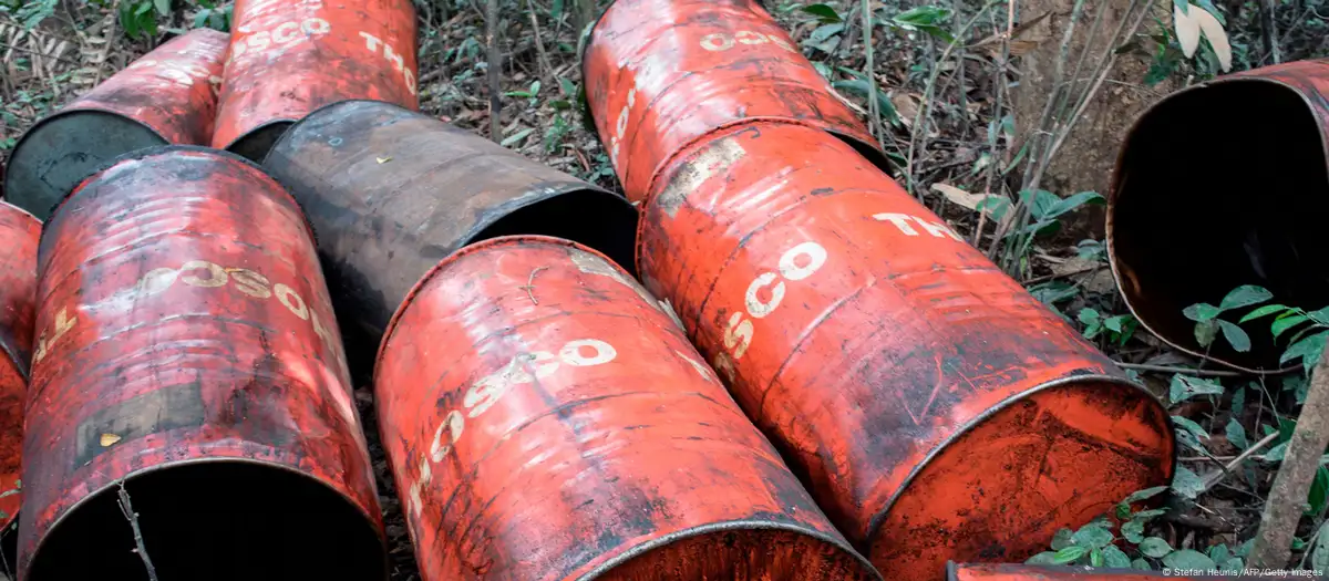 Nigeria: Army destroys illegal refineries, seizes crude oil