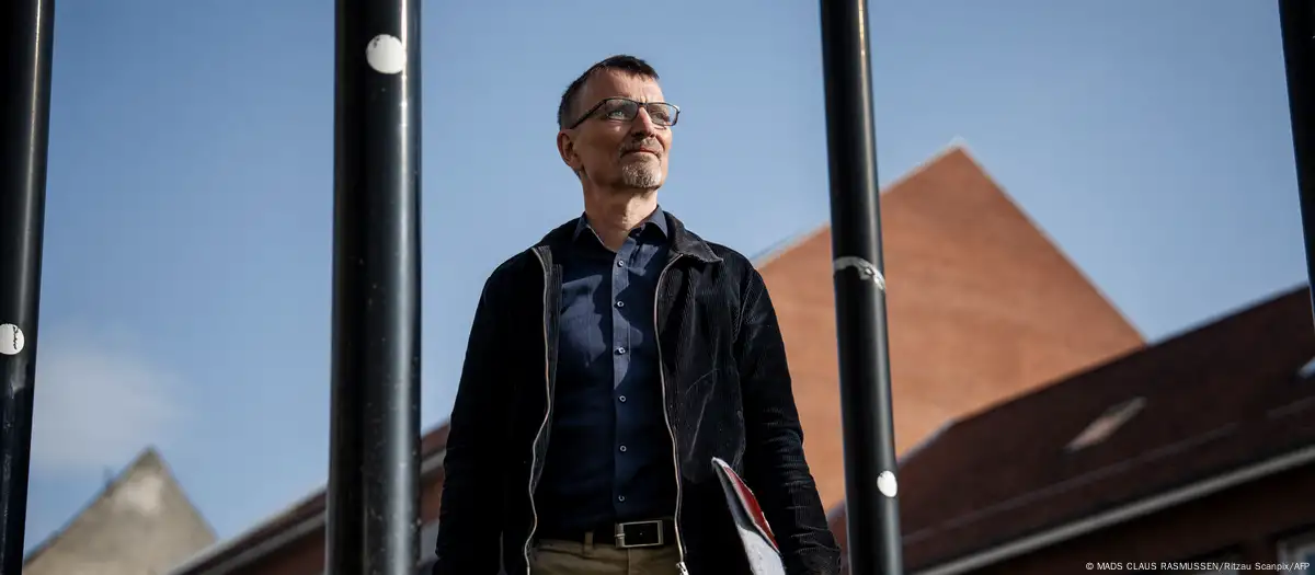 Danish court rejects India extradition request in arms case