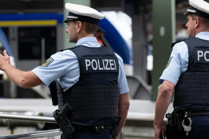 German federal police record number of officers attacked