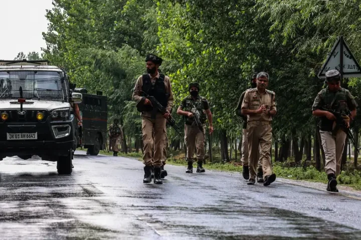 Indian captain killed in Kashmir as clashes escalate