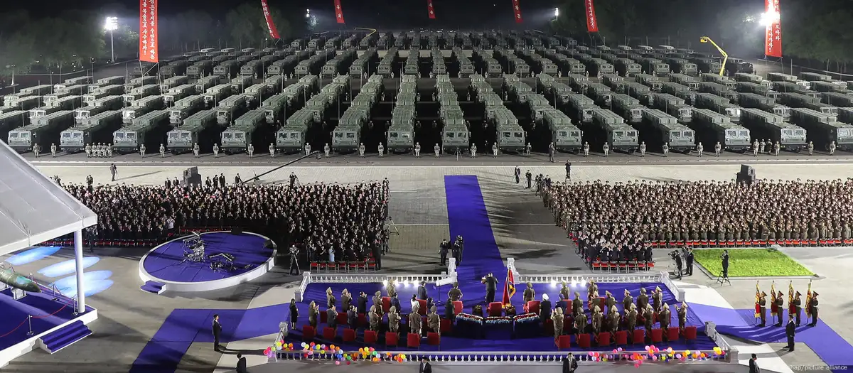 North Korea moves 250 missile launchers to southern border