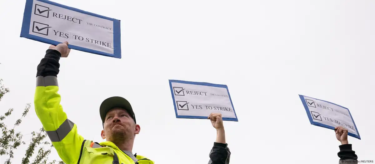 Boeing US factory workers vote to strike