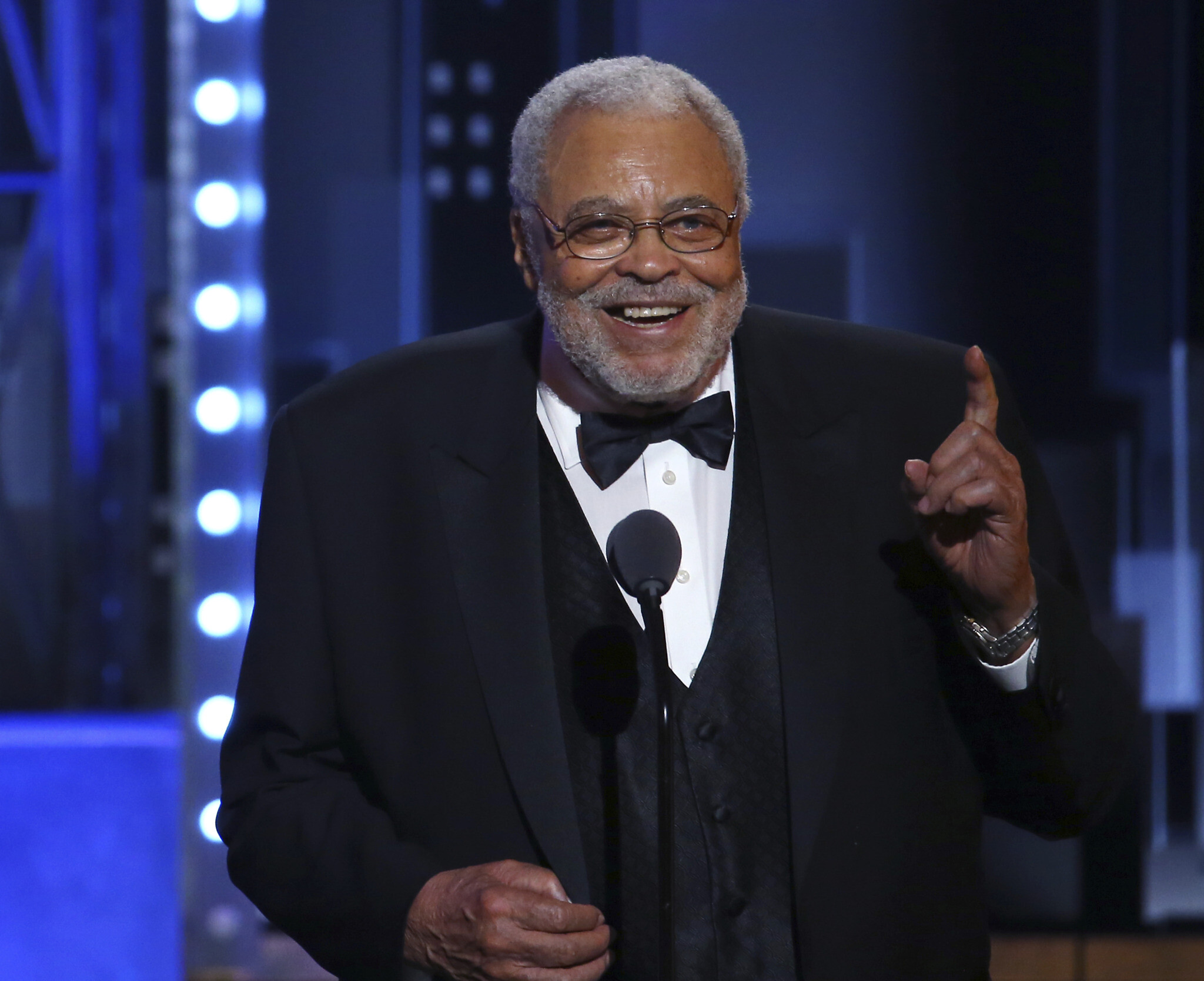 James Earl Jones: Darth Vader and Mufasa voice actor dies