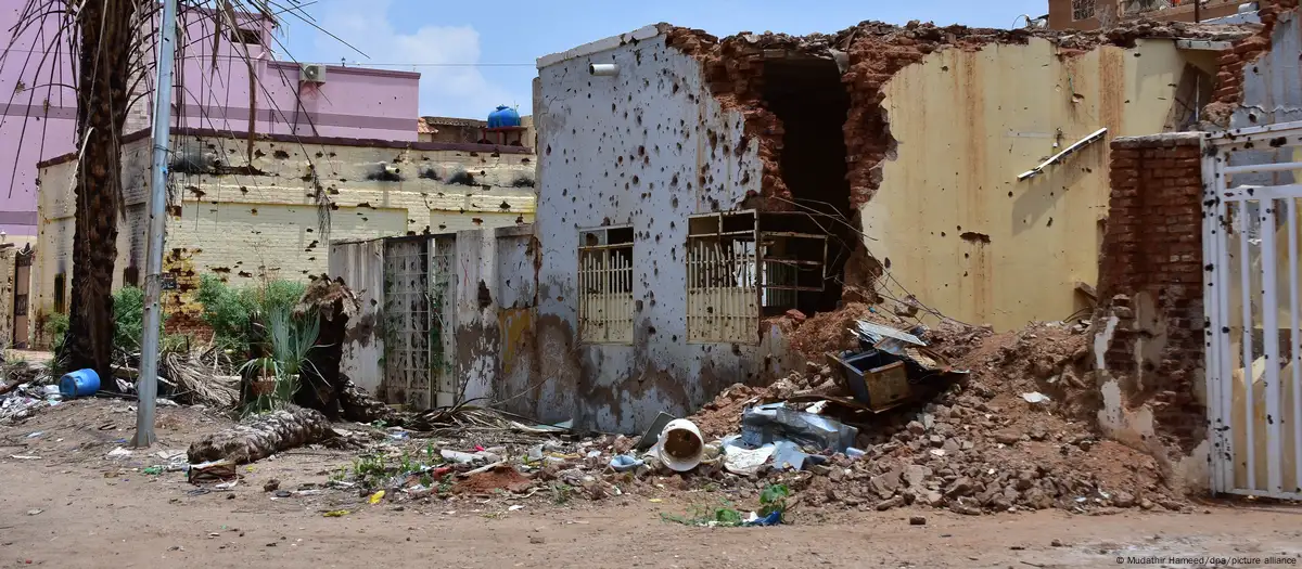 Sudan: Fierce clashes in Khartoum as army launches offensive