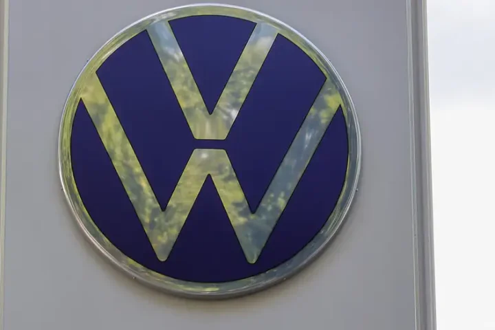 Habeck says Germany's considering how to support Volkswagen