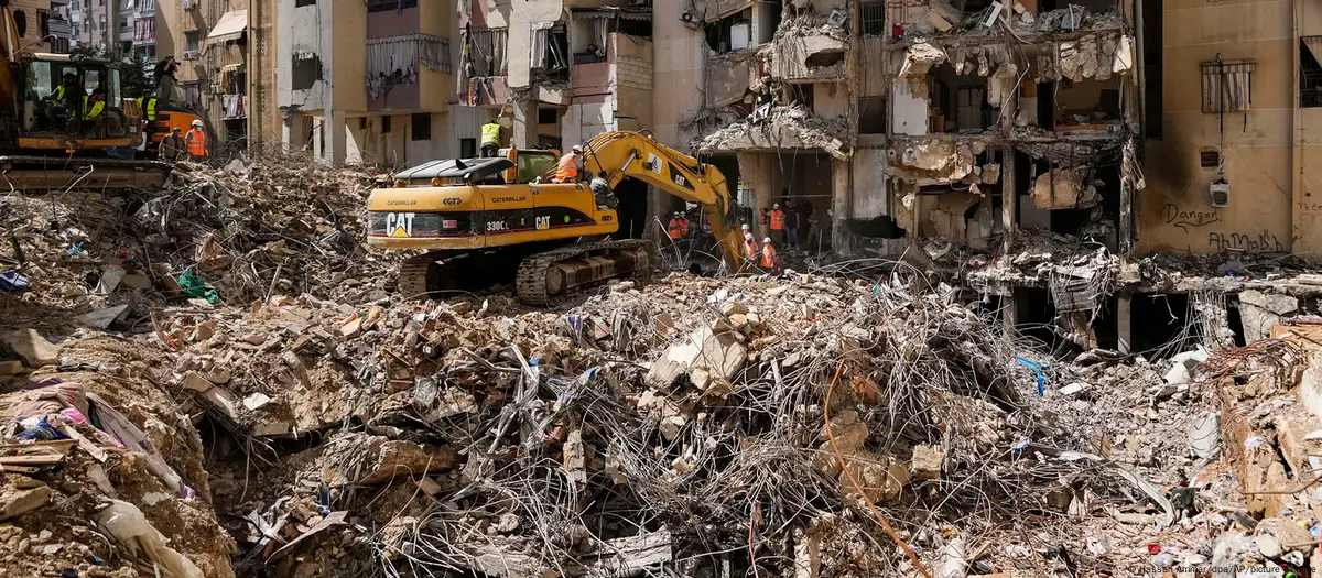 Middle East: Israeli strikes in Lebanon kill hundreds