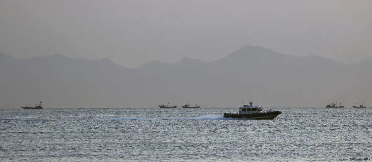 Japan sends warship into Taiwan Strait for first time