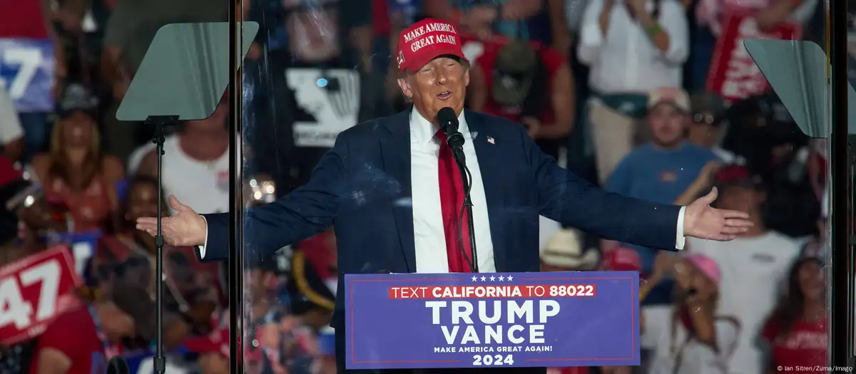Man arrested at Trump's California rally on gun charges