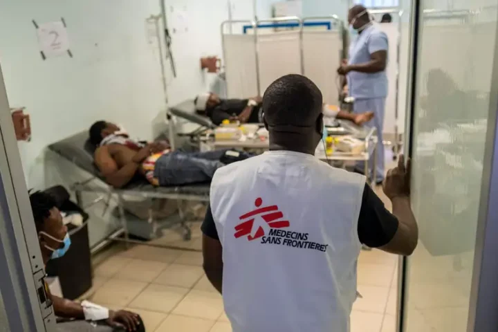 Haiti: Doctors Without Borders halts work in Port-au-Prince