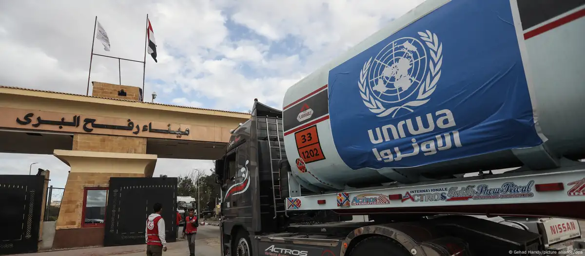 Middle East: Israel officially cuts ties with UNWRA