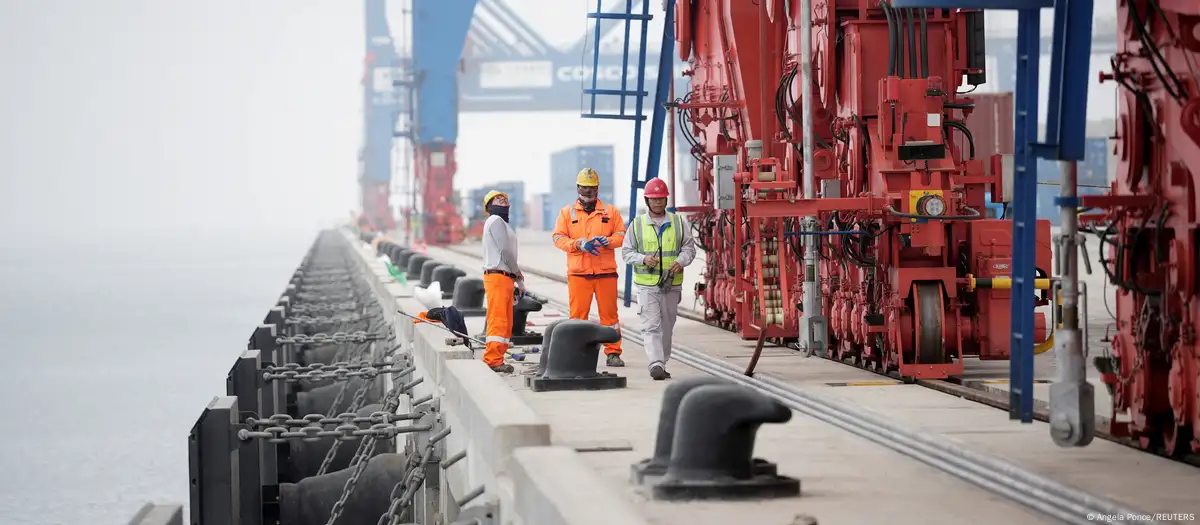 Xi inaugurates South America's first Chinese-funded port