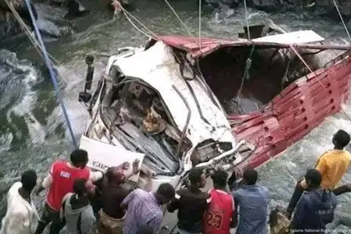 Ethiopia: At least 71 dead after truck plunges into river