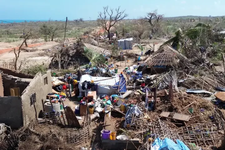 Cyclone Chido kills 34 in Mozambique after battering Mayotte