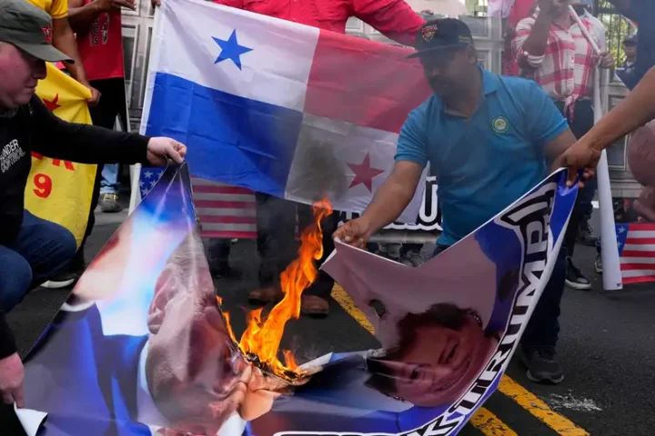 Panama: Protesters say 'enemy' Trump must leave canal alone