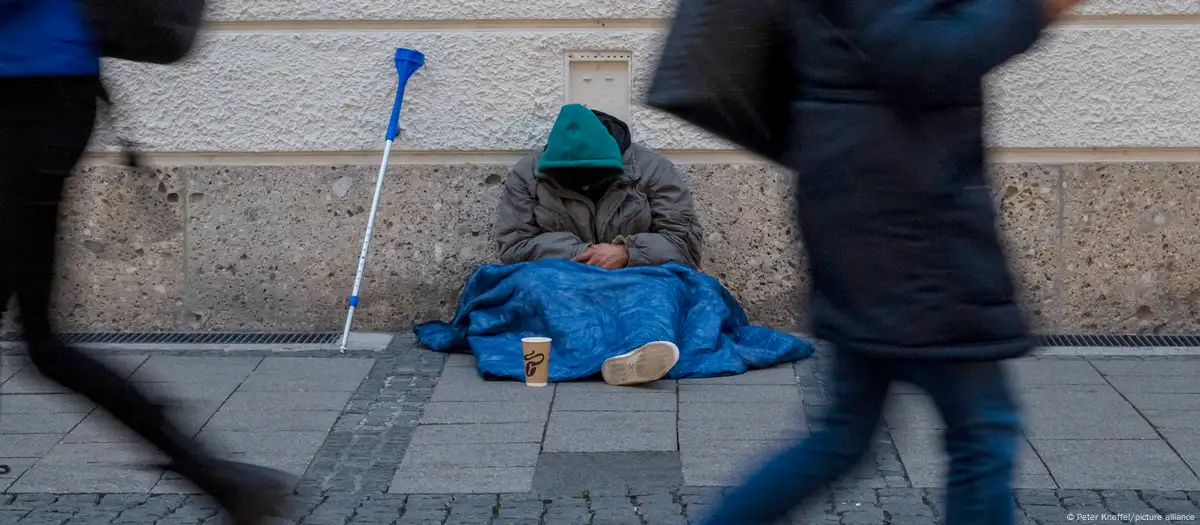 Germany: More than half a million homeless, new report says