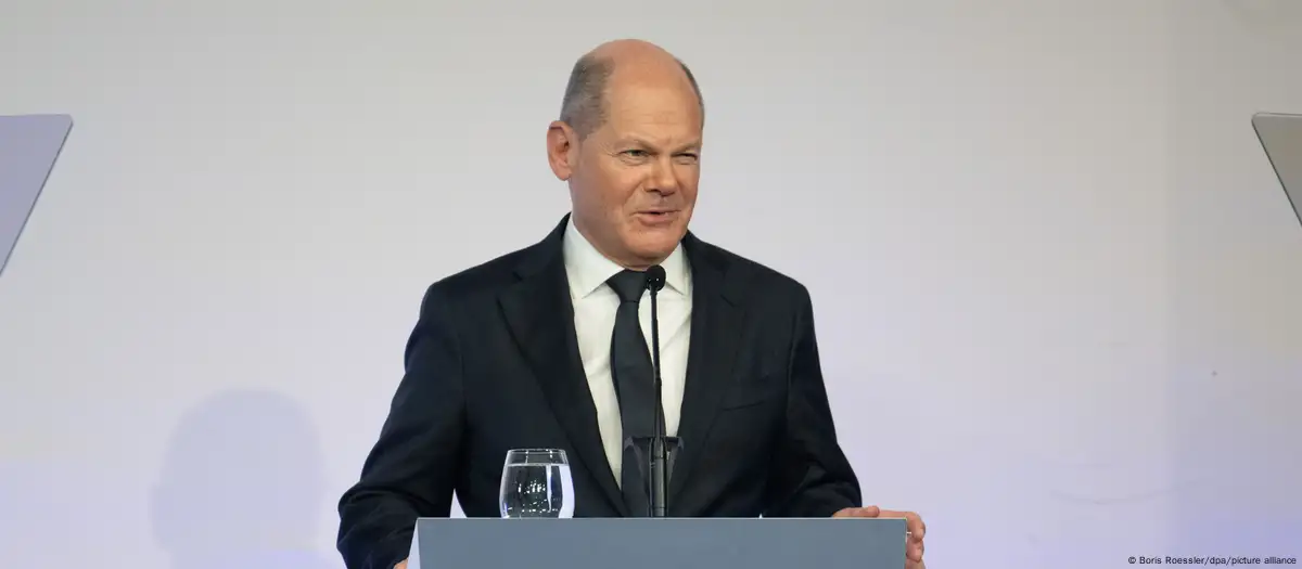 Scholz says Germany cannot turn page on Holocaust