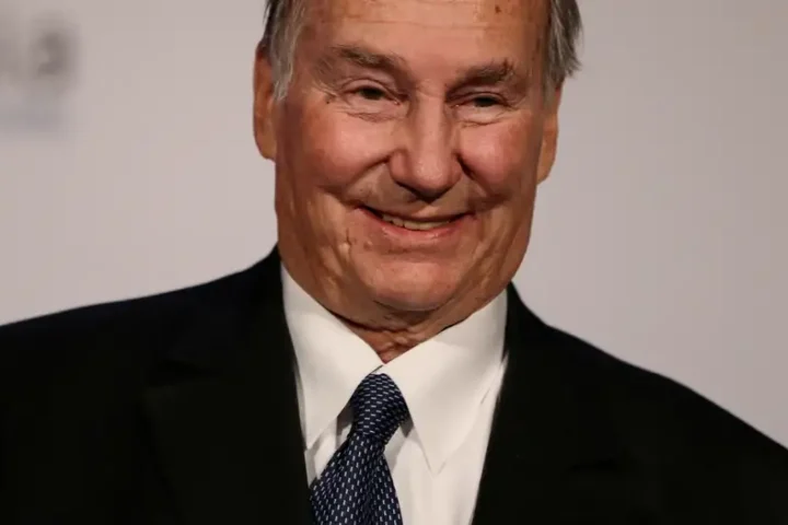 Ismaili Muslim leader Aga Khan dies aged 88