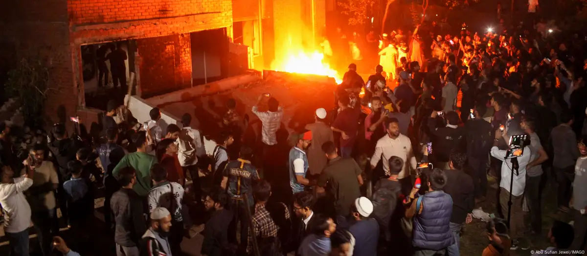 Bangladesh: Mob destroys exiled PM Hasina's family home