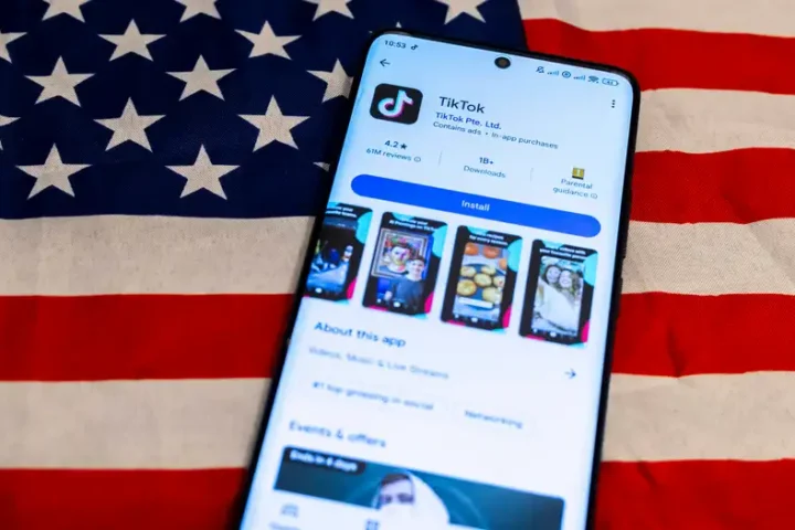 TikTok returns to US app stores weeks after Trump delays ban