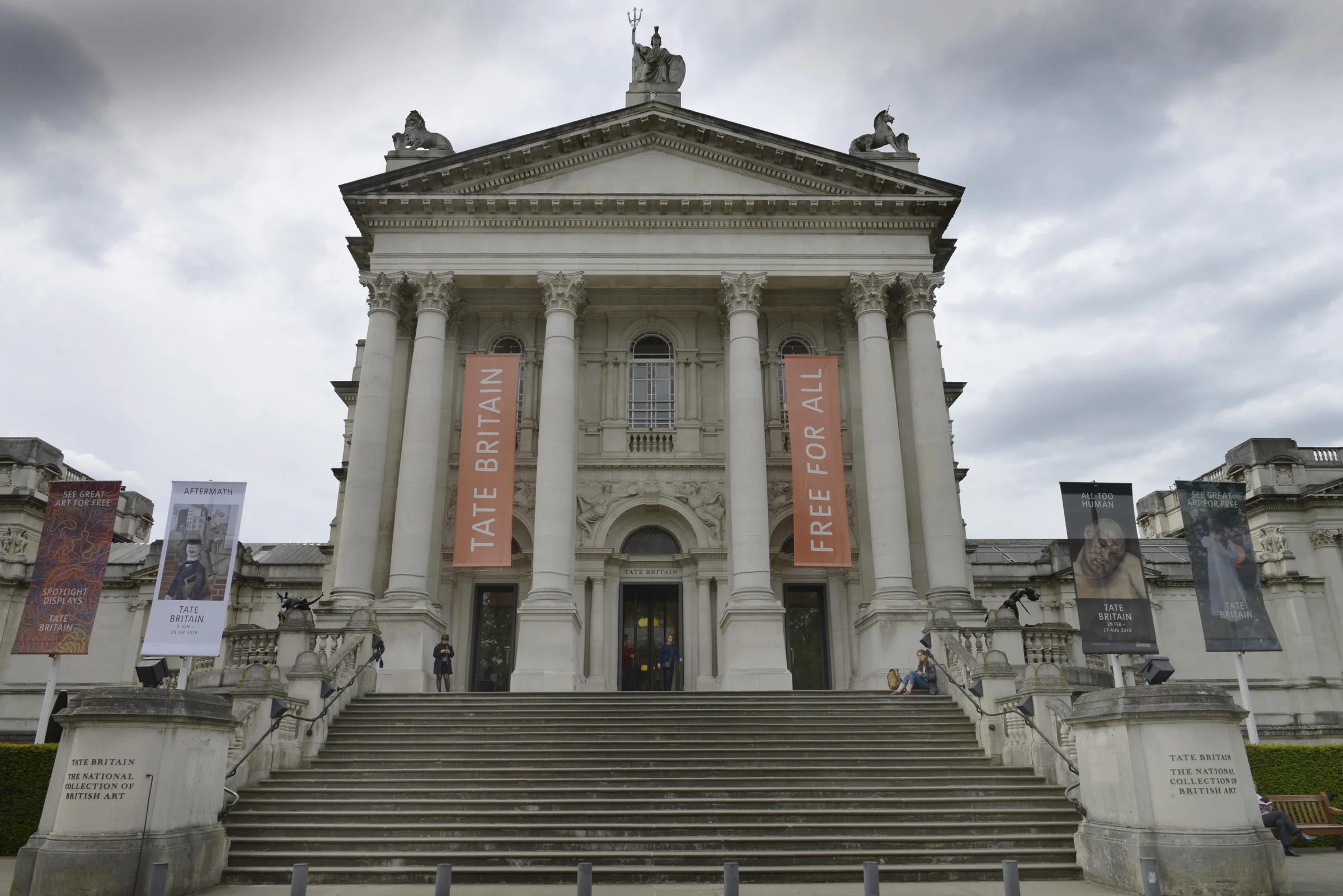 Tate Britain museum returns Nazi-looted painting to family Jewish Belgian collector