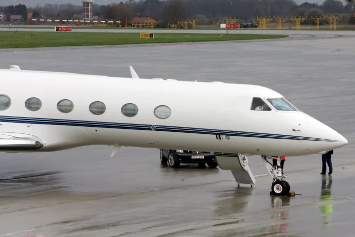 Belgian customs and defence join forces to monitor suspicious private flights