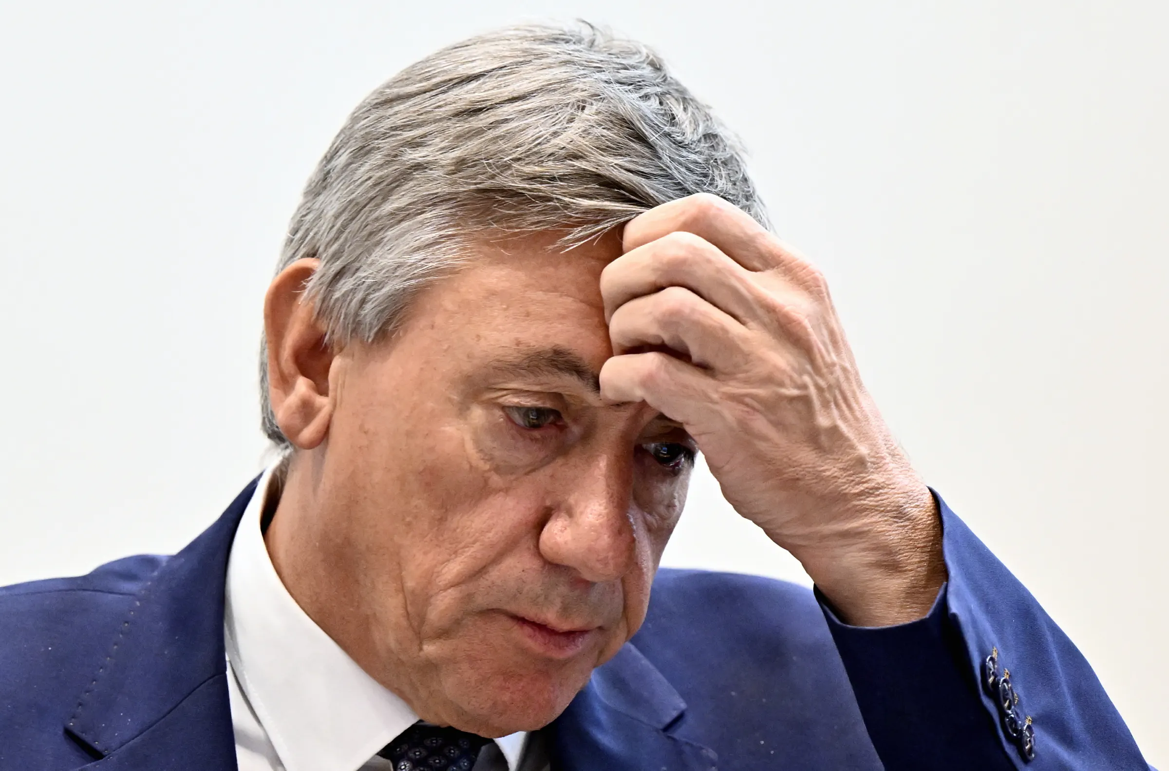 Belgian finance minister’s aide under fire for sharing tax reform details at paid lecture
