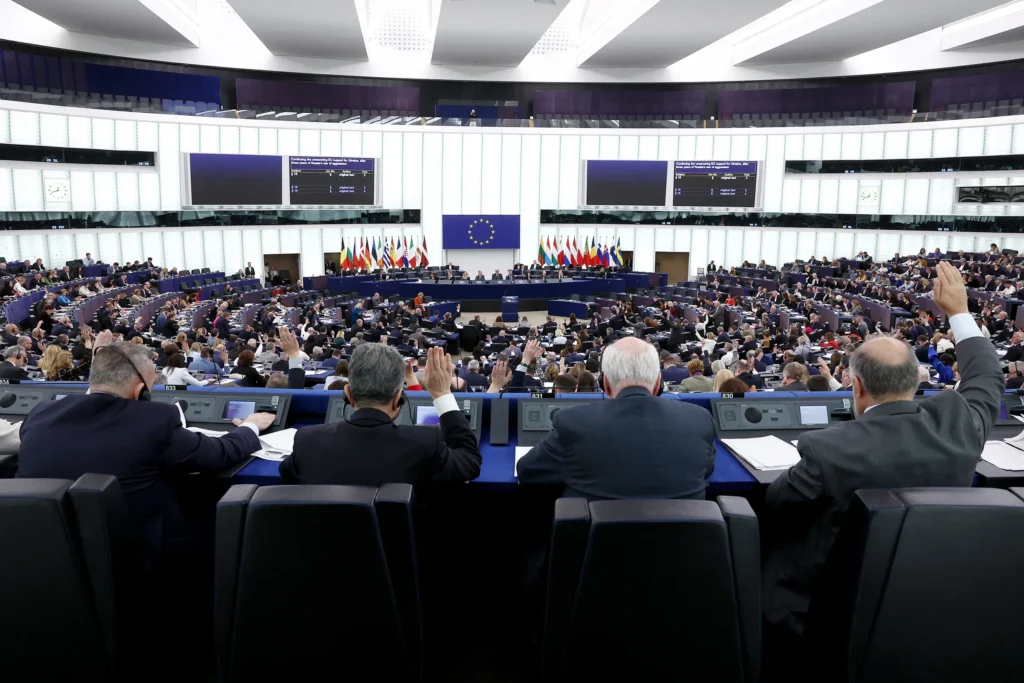 China lifts sanctions against members of European Parliament