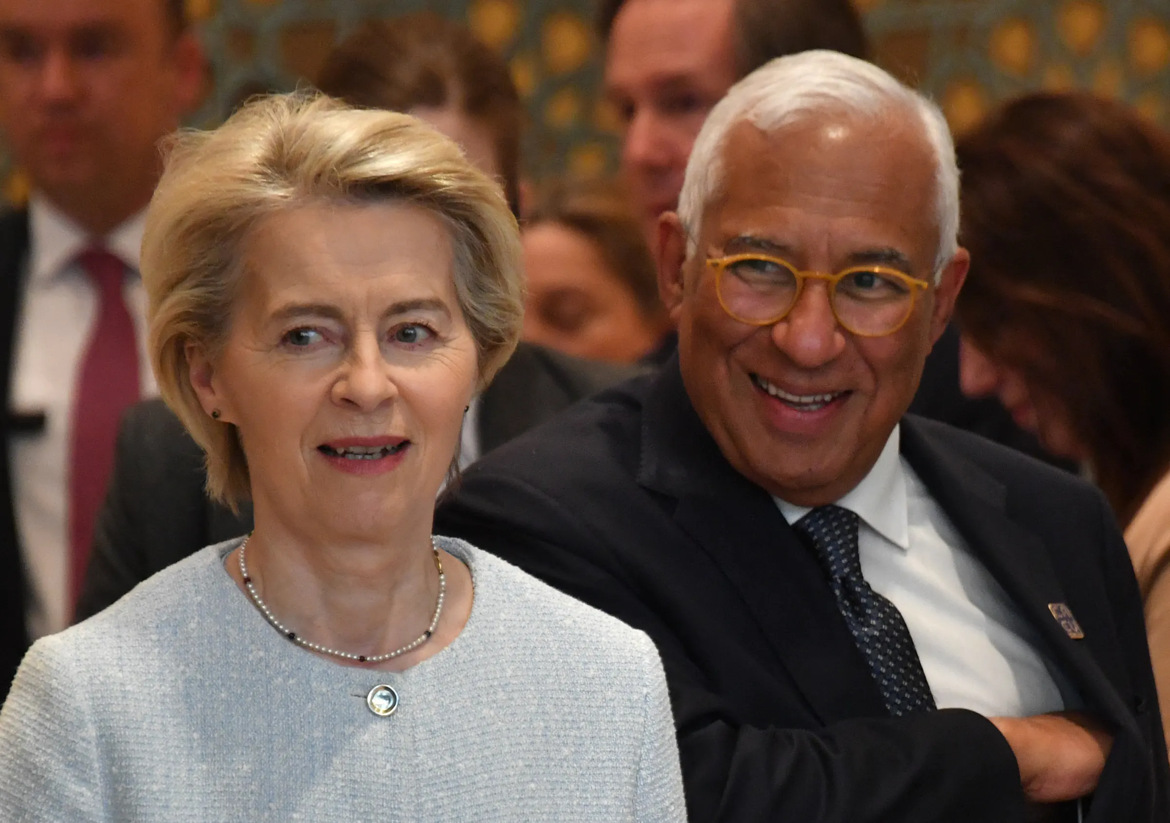 China offers closer ties with EU ahead of July summit