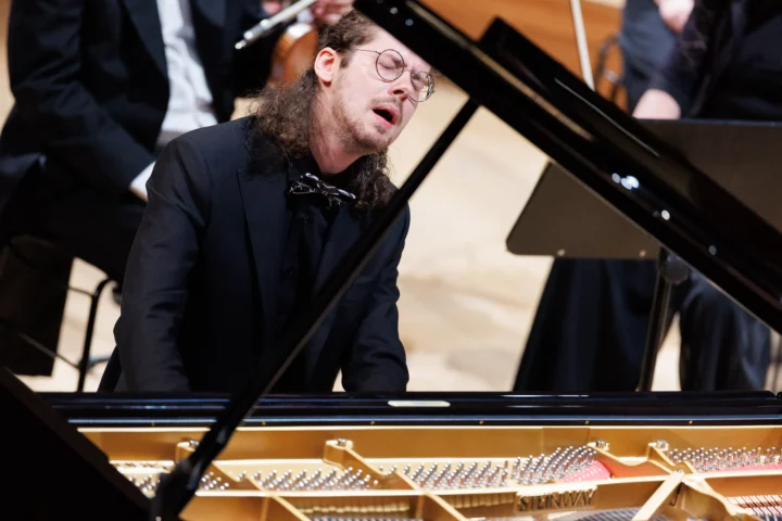 Pianist Valère Burnon Qualifies for Queen Elisabeth Competition Final
