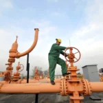 EU proposes law to end Russian gas imports by end of 2027