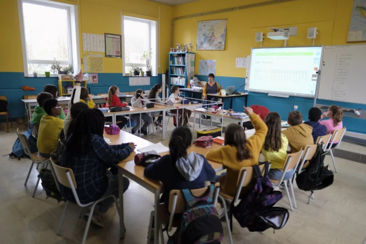 Flemish students struggle with basic teacher training entry tests