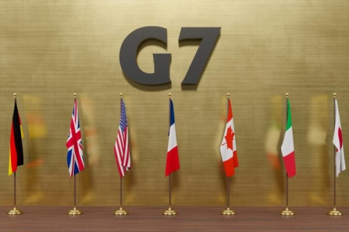 G7 Rallies Around Ukraine as New Sanctions Tighten the Noose on Russia