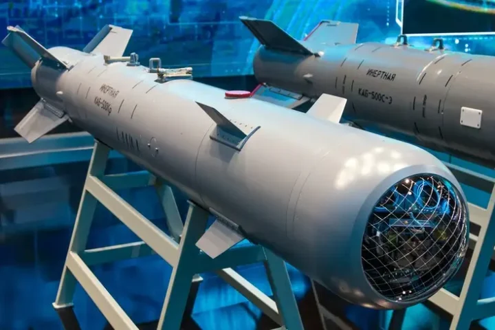 Air defense shoots down advanced "Grom-1" missile over Dnipro