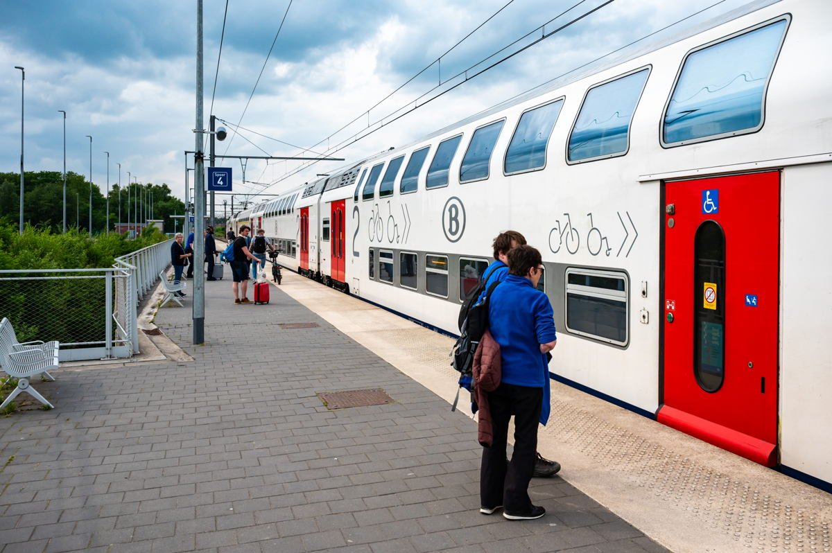 Belgian railway board delays decision on billion-euro train contract with Spanish firm