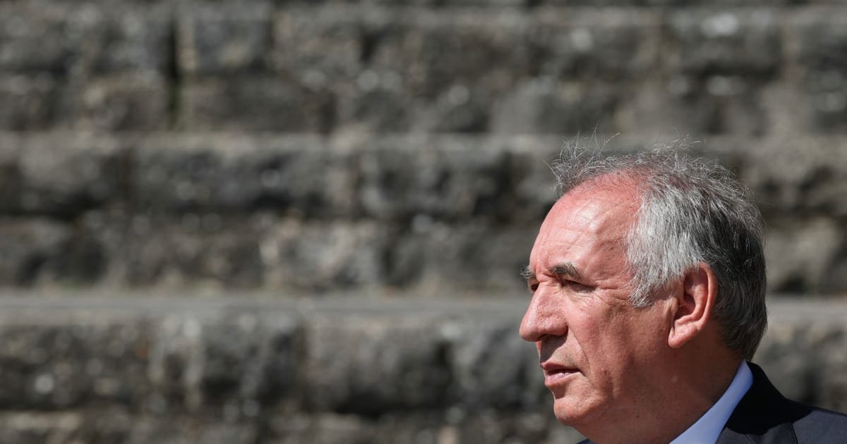 French government to undergo no-confidence vote following collapse of pension negotiations